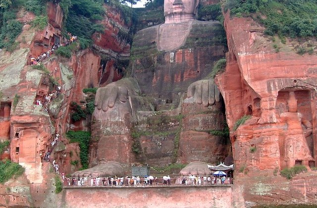 峨眉山金顶