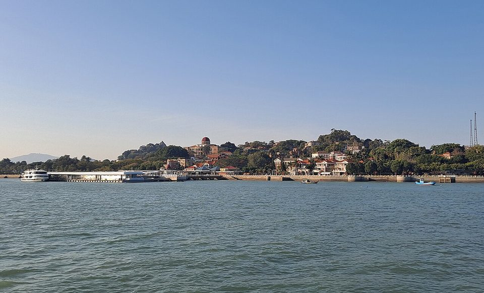 厦门鼓浪屿海岸全景